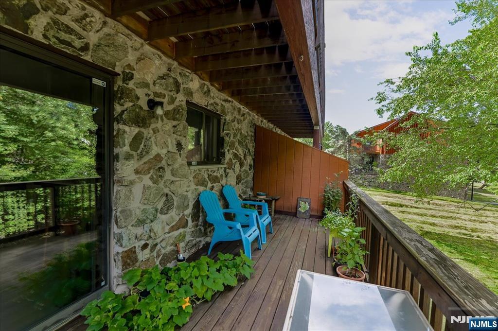 7 Brookside Heights 7F