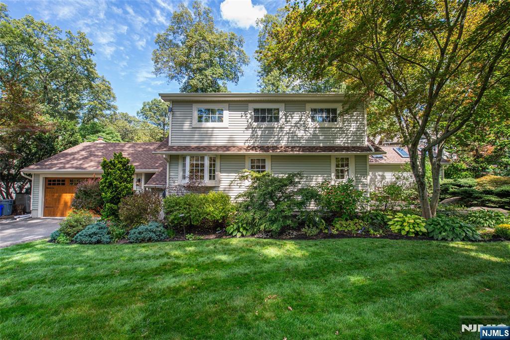 76 Windbeam Avenue