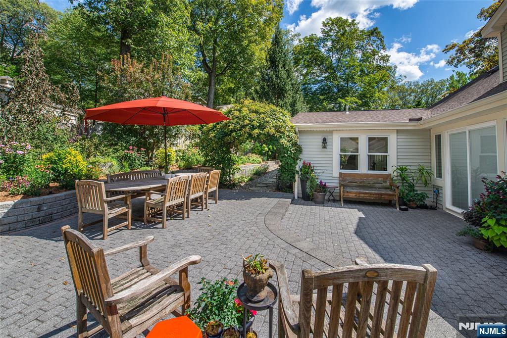 76 Windbeam Avenue