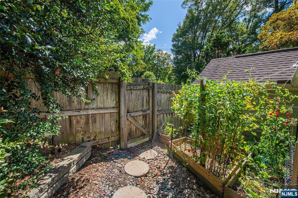 76 Windbeam Avenue