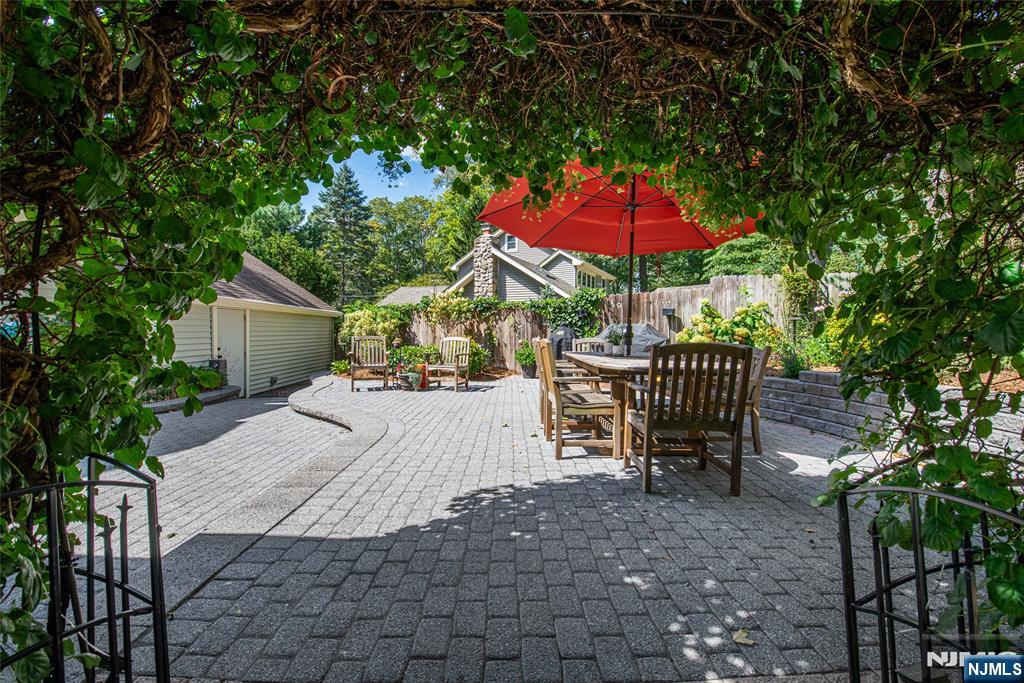 76 Windbeam Avenue