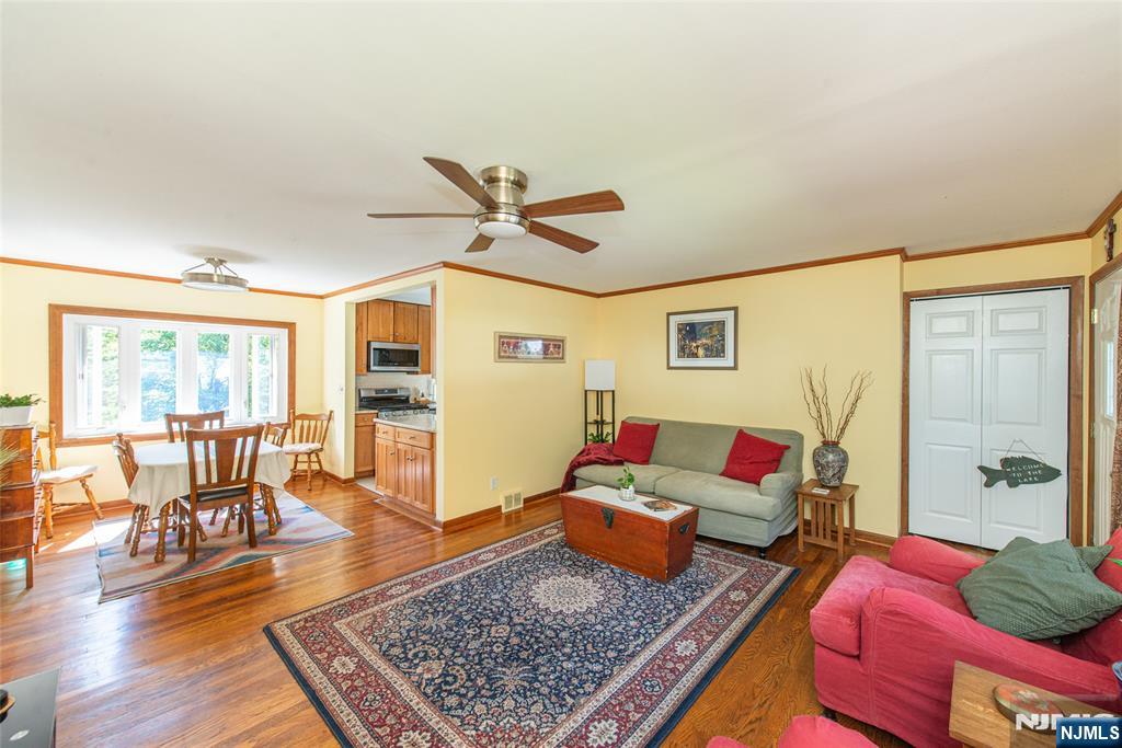 219 Skyline Lake Drive