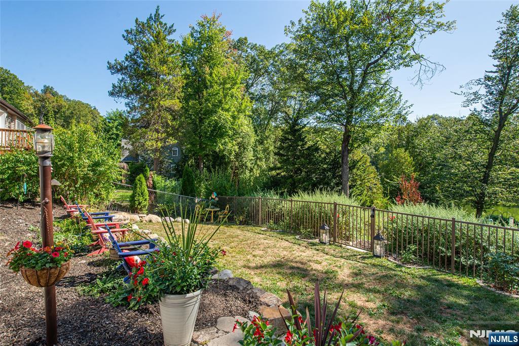 219 Skyline Lake Drive