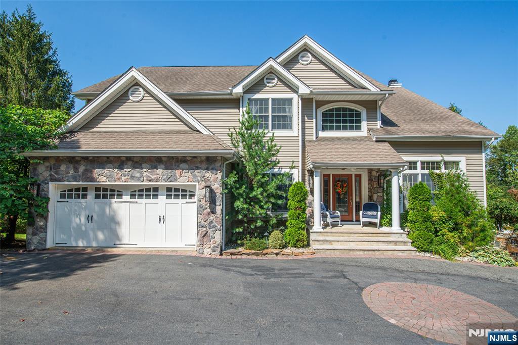 35 Ramapo Mountain Drive