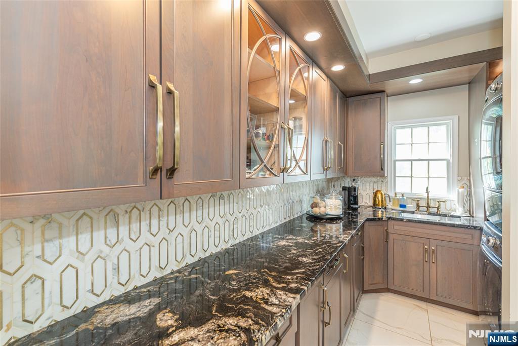 35 Ramapo Mountain Drive