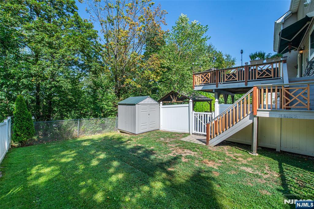 35 Ramapo Mountain Drive
