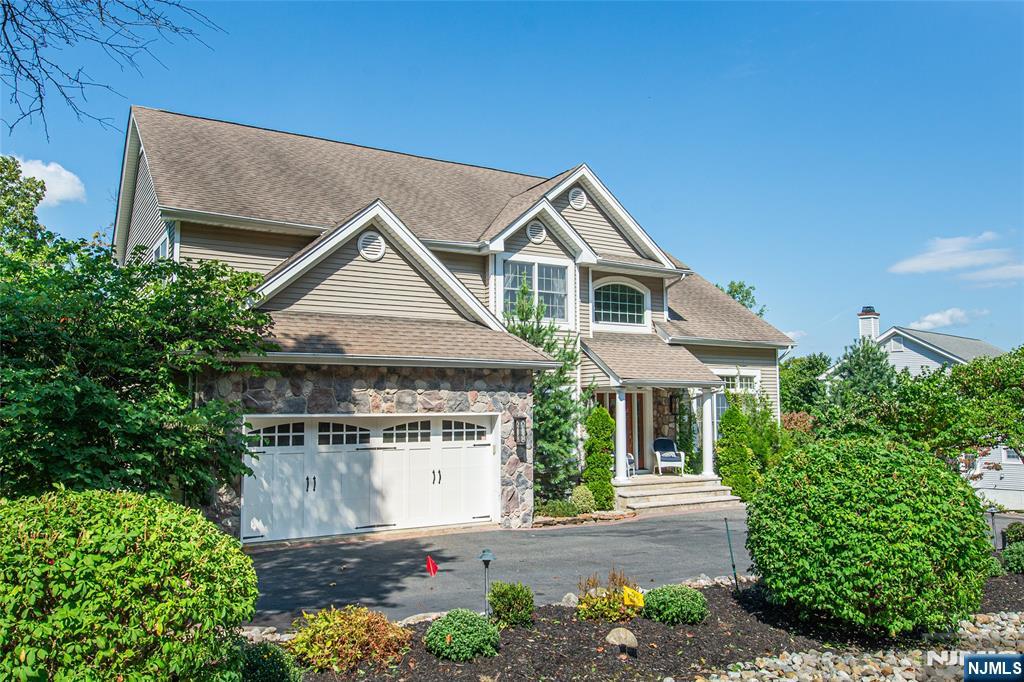 35 Ramapo Mountain Drive