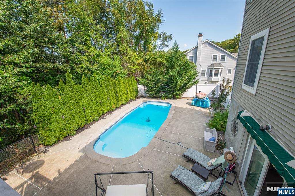 35 Ramapo Mountain Drive