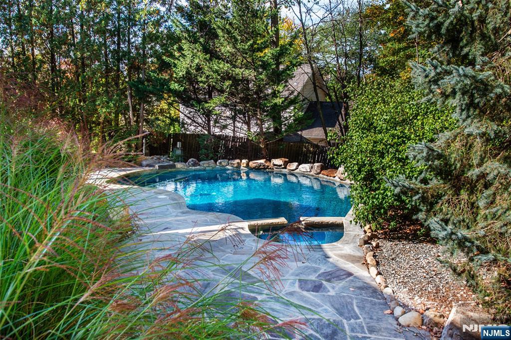 39 Lovell Drive