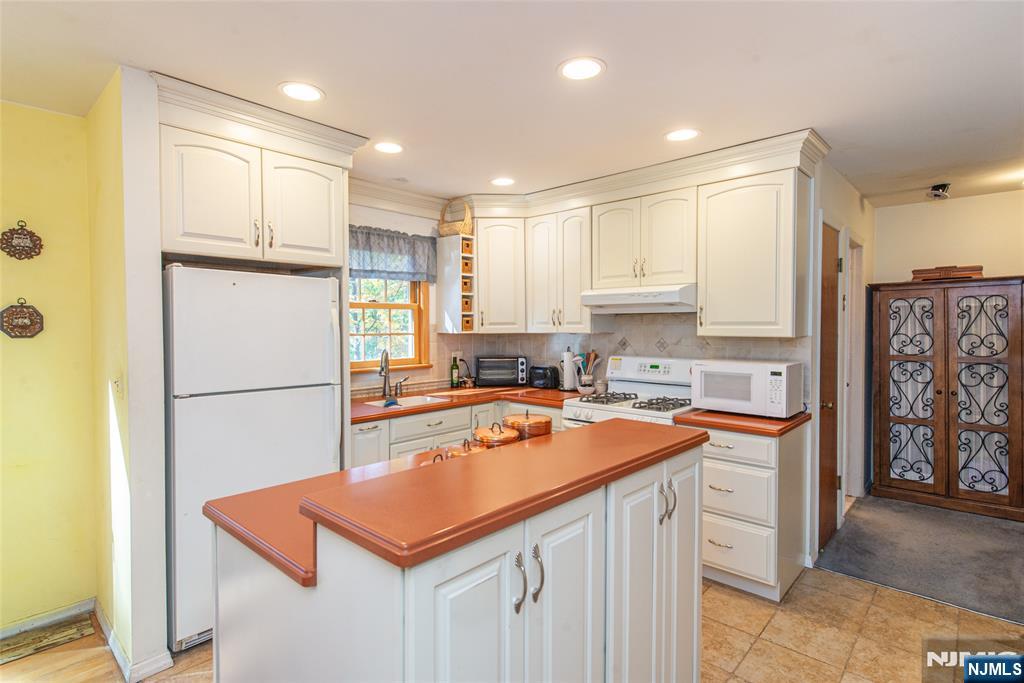 86 Kraft Place