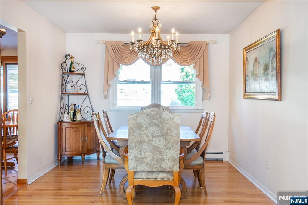 190 Meadowbrook Avenue