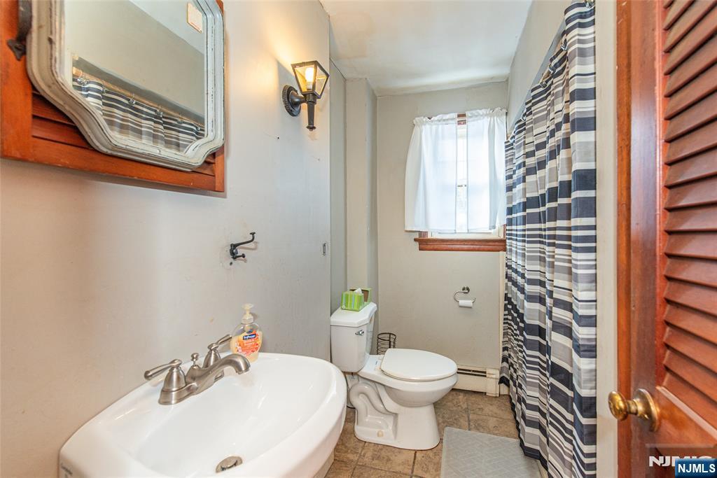 49 Skyline Lake Drive