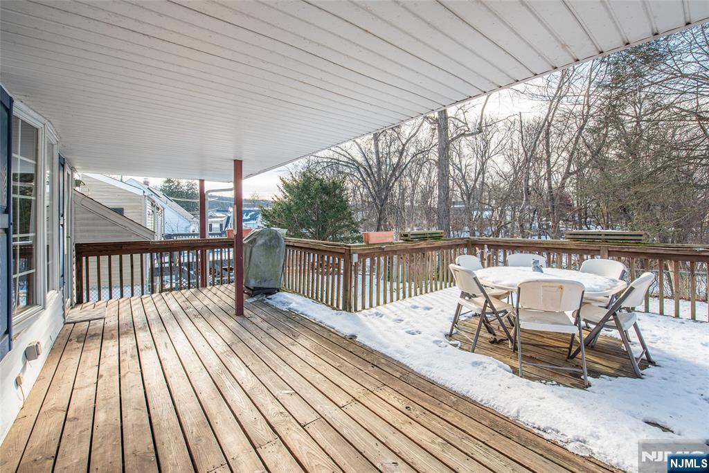 49 Skyline Lake Drive