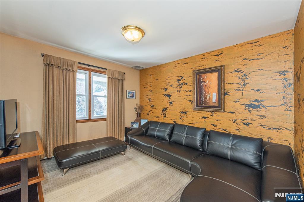 69 Buena Vista Drive