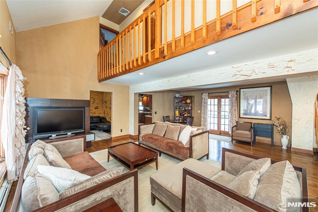 69 Buena Vista Drive