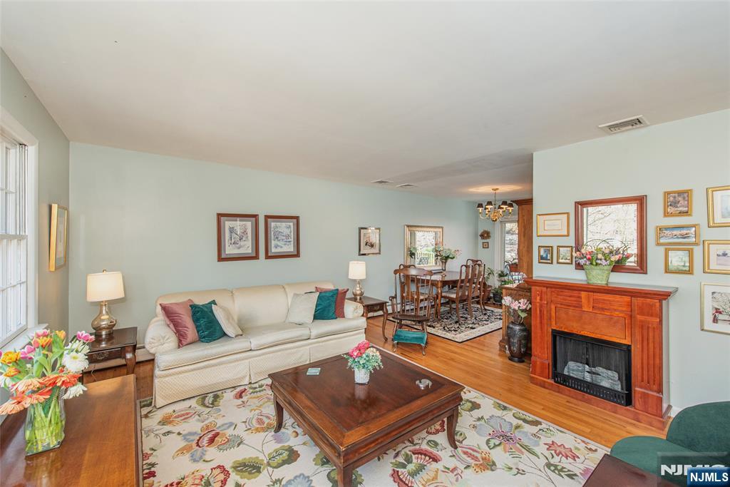 103 Cedar Road