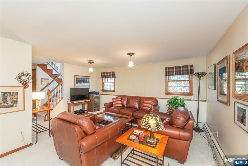 103 Cedar Road