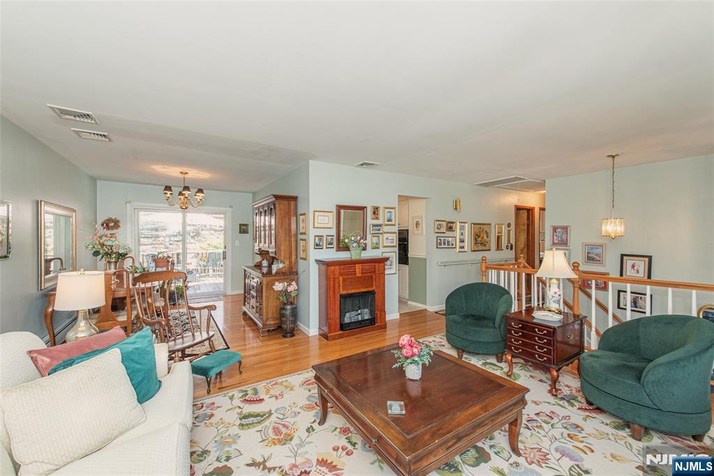 103 Cedar Road