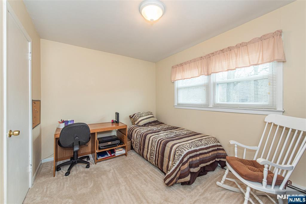 237 Skyline Lake Drive