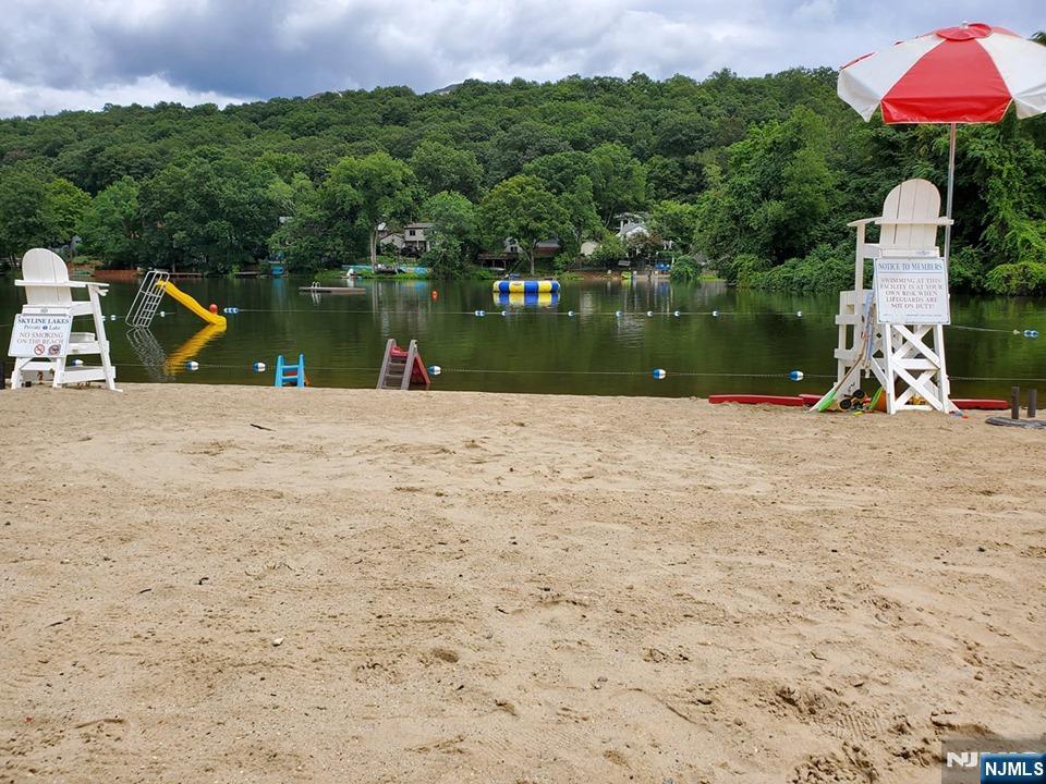 237 Skyline Lake Drive