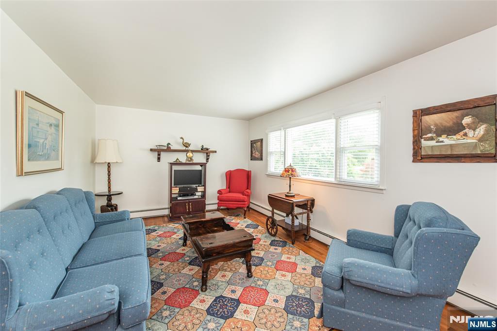1 Aspen Road