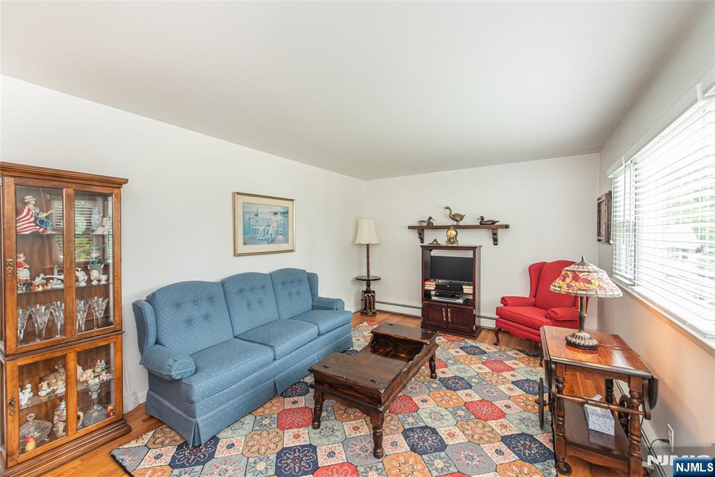 1 Aspen Road