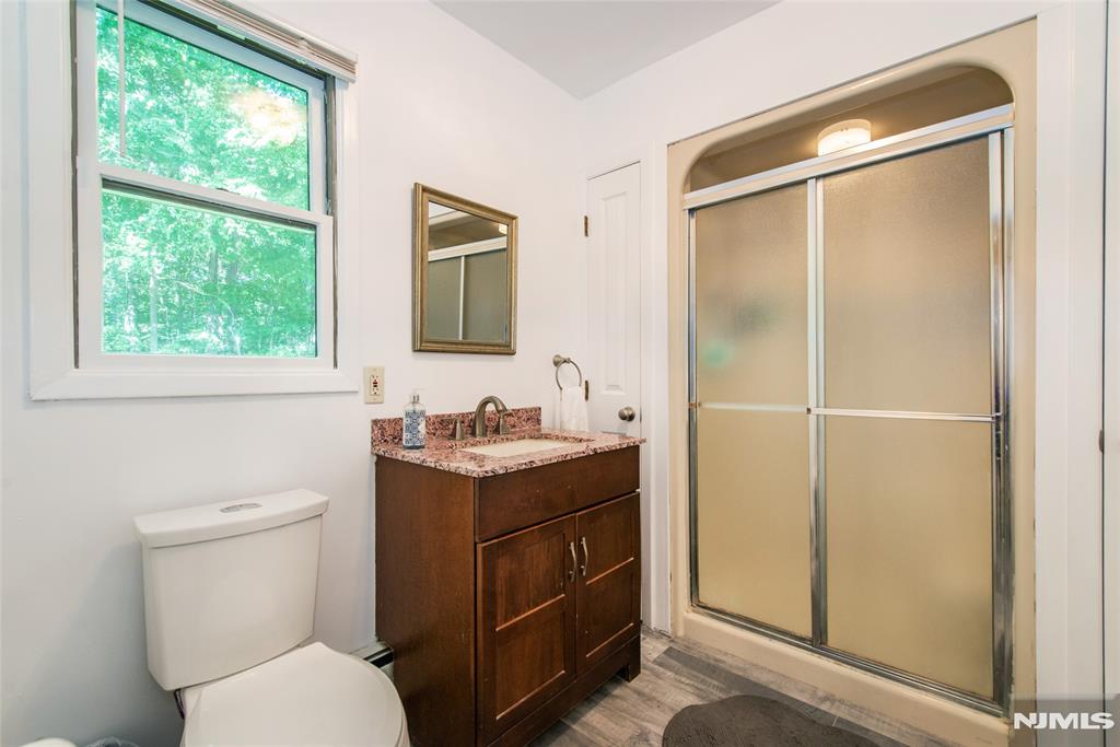 27 Dewey Drive