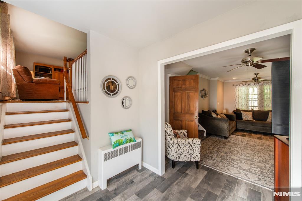 27 Dewey Drive