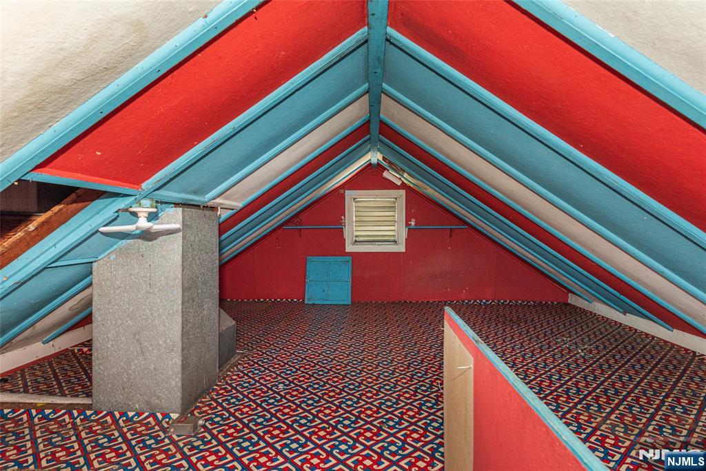197 Snake Den Road
