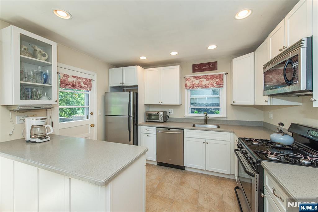 171 Skyline Lake Drive