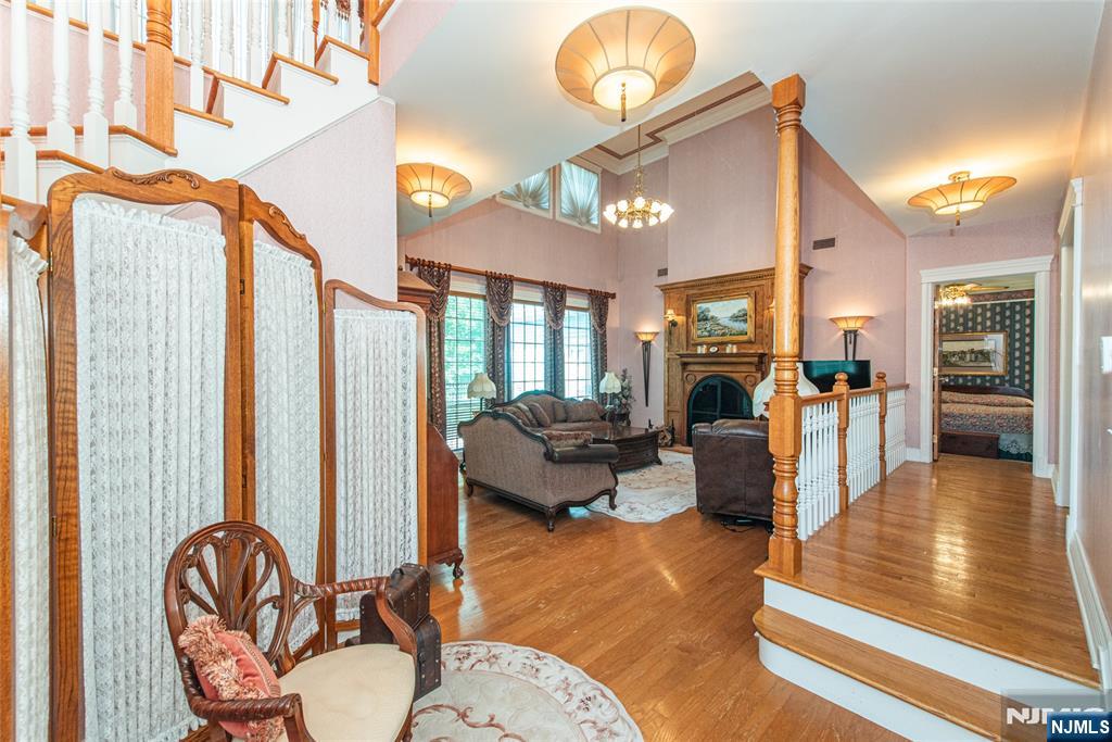 403 Stonetown Road