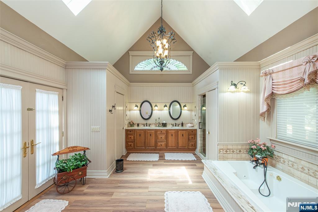 403 Stonetown Road