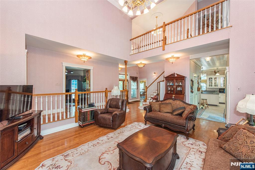 403 Stonetown Road