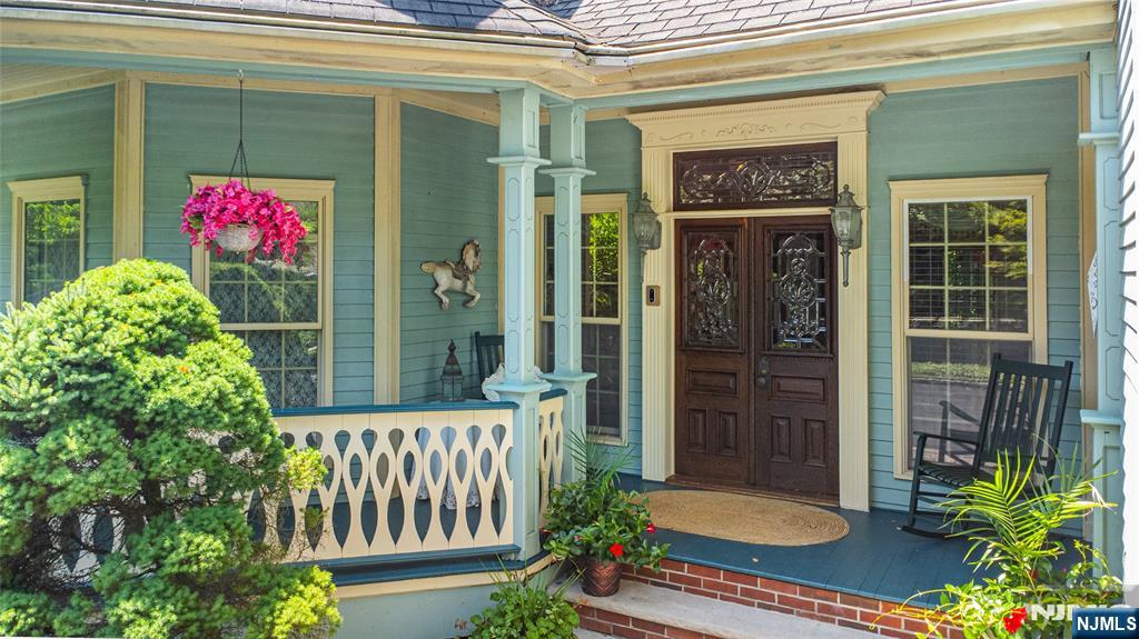 403 Stonetown Road
