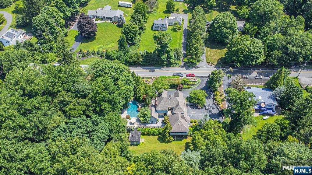403 Stonetown Road