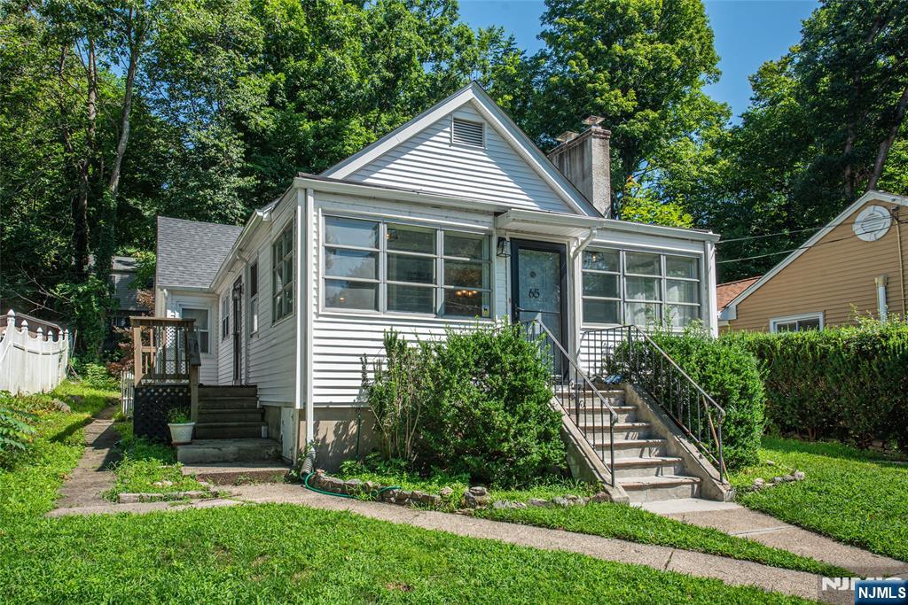 65 Kraft Place