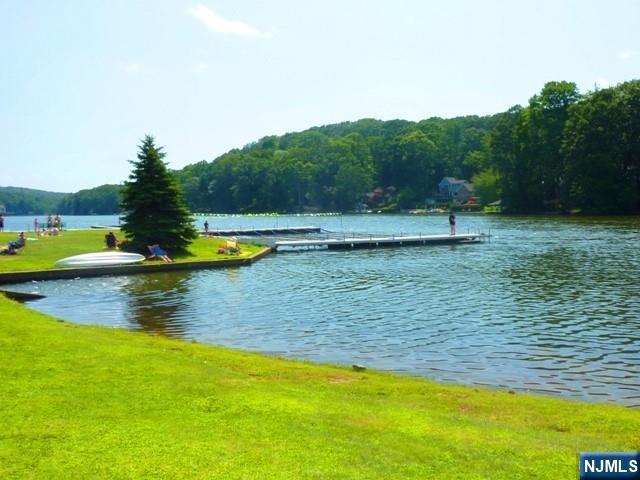 65 Kraft Place