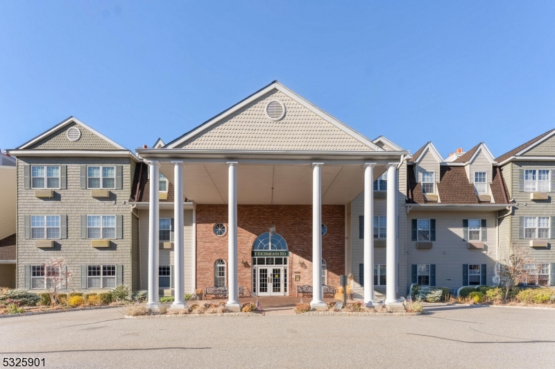 7102 Richmond Rd 7102