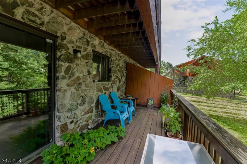7F Brookside Hts F
