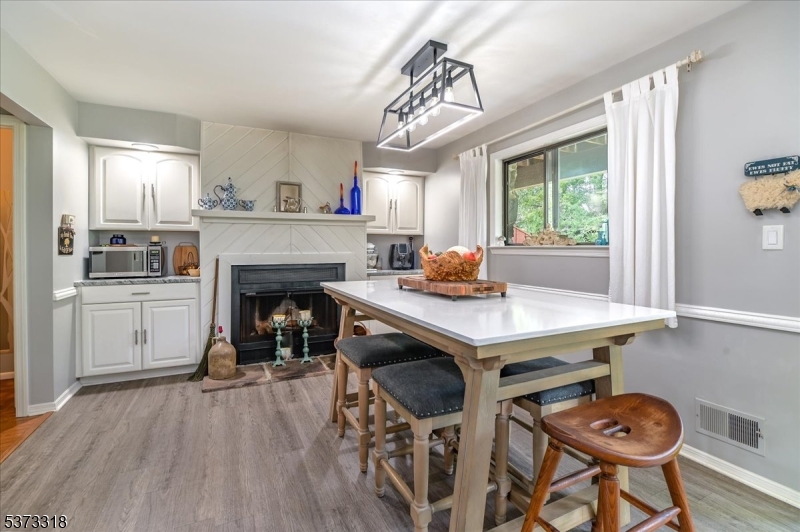 7F Brookside Hts F