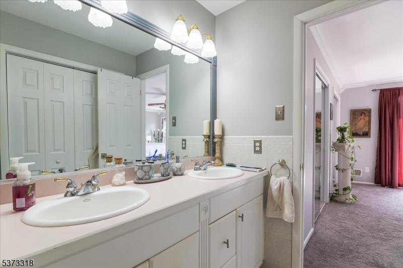 7F Brookside Hts F
