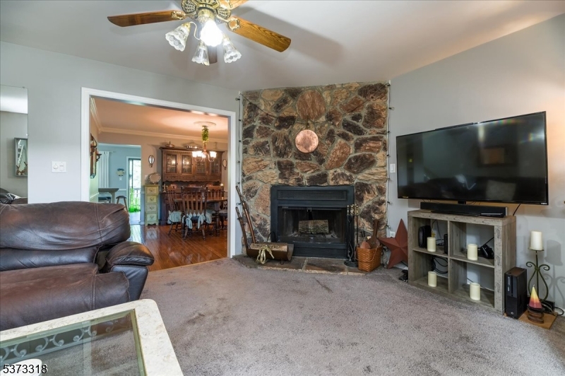 7F Brookside Hts F