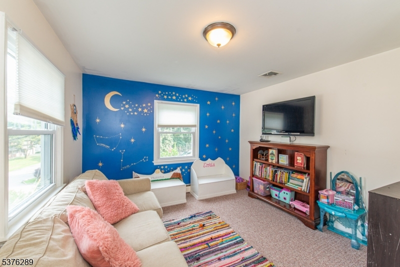 48 Birch Rd