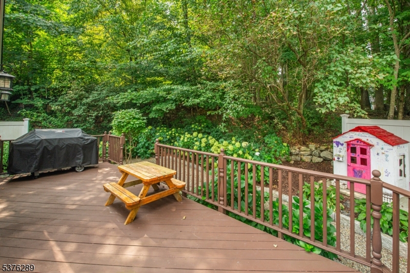 48 Birch Rd