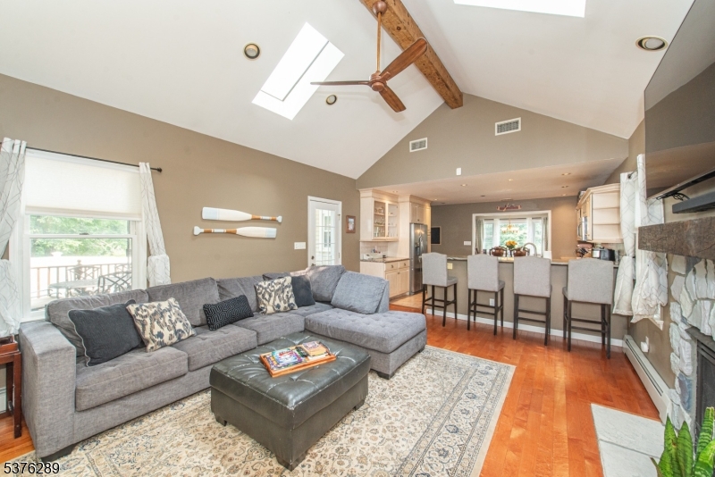 48 Birch Rd