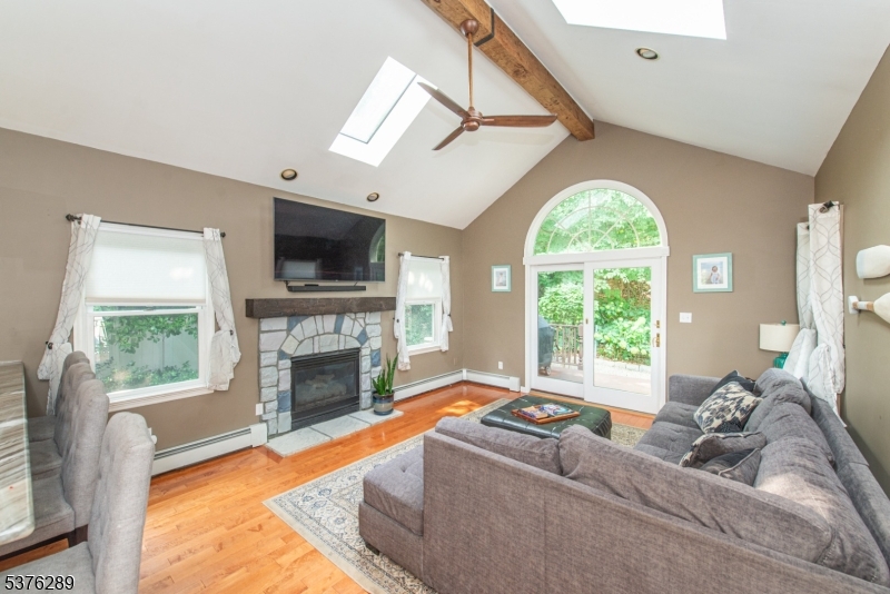 48 Birch Rd