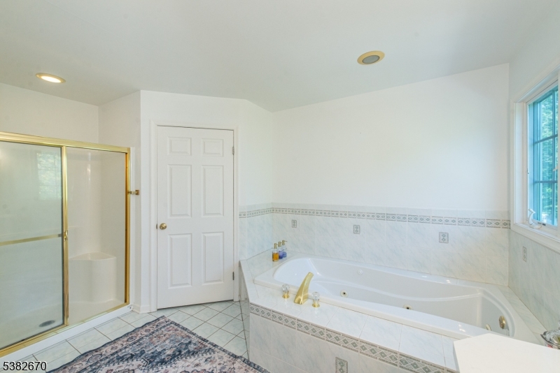 35 Ramapo Mountain Dr
