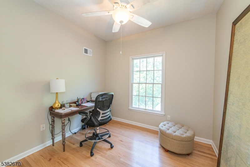 35 Ramapo Mountain Dr