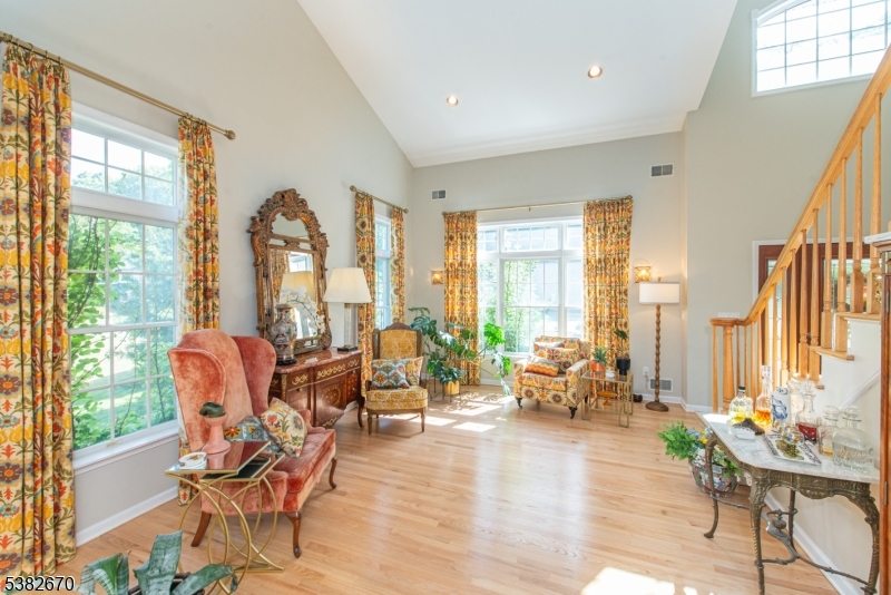 35 Ramapo Mountain Dr