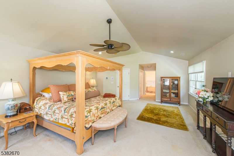 35 Ramapo Mountain Dr